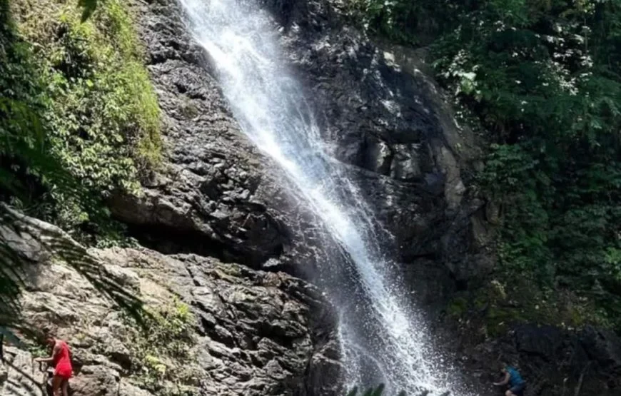 Biausevu Waterfall & Hiking Tour in Sigatoka Fiji